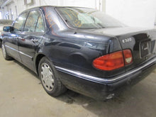 Load image into Gallery viewer, SPEEDOMETER CLUSTER Mercedes E320 1996 96 - 1148220
