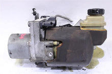 Load image into Gallery viewer, POWER STEERING PUMP Nissan Pathfinder 2016 16 - 1106227
