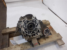 Load image into Gallery viewer, TRANSFER CASE Land Rover LR3 LR4 Range Rover Sport 2005 05 2006 06 07 08 09 - 11 - 1106704
