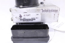 Load image into Gallery viewer, ABS ANTI-LOCK BRAKE PUMP Nissan Armada 2012 12 - 1108483
