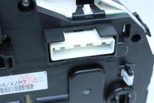 Load image into Gallery viewer, SPEEDOMETER CLUSTER Nissan Rogue 2015 15 - 1109192
