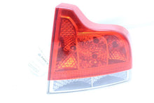 Load image into Gallery viewer, TAIL LIGHT LAMP ASSEMBLY Volvo S60 XC60 05 06 07 08 09 Right - 1110643
