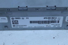 Load image into Gallery viewer, RADIO RECEIVER A4 A5 A6 Q3 Q5 Q7 RS5 S5 S6 Touareg 2009-2017 - 1110910
