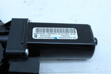 Load image into Gallery viewer, FRONT SEAT BELT Mercedes-Benz E300 E350 E550 E63 2012 12 - 1111928
