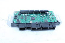 Load image into Gallery viewer, BODY CONTROL MODULE BCM COMPUTER CL500 CL55 CL600 CL65 S350 S430 03-06 - 1112276
