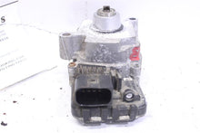 Load image into Gallery viewer, TRANSFER CASE ACTUATOR MOTOR 228I 320i 328D 328i 328I GT 335i 335i 10-17 - 1112633
