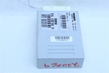 Load image into Gallery viewer, SUSPENSION CONTROL MODULE COMPUTER 535i Gt 550i Gt 740i 740il 750 09-16 - 1113054
