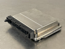 Load image into Gallery viewer, ECU ECM COMPUTER Volvo S60 V70 S70 2001 01 - NW63047
