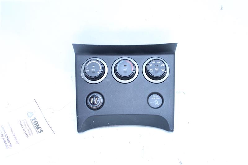 Temp Climate AC Heater Control Rogue 2008 08 2009 09 2010 10 - 1114055