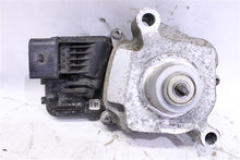 Load image into Gallery viewer, TRANSFER CASE ACTUATOR MOTOR 228I 320i 328D 328i 328I GT 335i 335i 10-17 - 1114423
