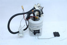 Load image into Gallery viewer, Fuel Pump Land Rover LR3 Range Rover Sport 2005 05 2006 06 2007 07 2008 08 09 - 1116266
