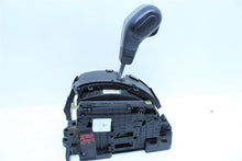 Load image into Gallery viewer, Floor Shifter Land Rover LR3 2005 05 - 1116352
