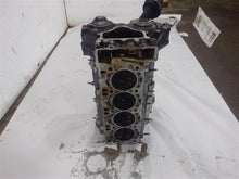 Load image into Gallery viewer, CYLINDER HEAD 550i 550i Gt 650i 750 HYBRID 750i 750il 08-14 Right - 1117034
