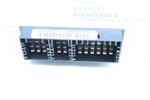Load image into Gallery viewer, Transfers Case Computer Land Rover LR3 Range Rover Sport 05 06 07 08 09 - 1117380
