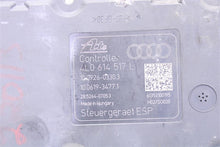 Load image into Gallery viewer, ABS ANTI-LOCK BRAKE PUMP Audi Q7 2013 13 2014 14 2015 15 - 1117878
