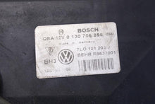 Load image into Gallery viewer, RADIATOR FAN ASSEMBLY Audi Q7 11 12 13 14 15 - 1117890
