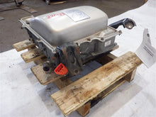 Load image into Gallery viewer, DC CONVERTOR INVERTOR Toyota Prius 2004 04 2005 05 2006 06 2007 07 - 1118110
