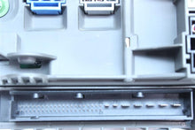 Load image into Gallery viewer, FUSE BOX BMW X5 X5M X6 X6M 07 08 09 10 11 12 13 14 - 1118426
