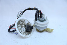 Load image into Gallery viewer, FUEL PUMP 528i 535i 535i Gt 640I 10 11 12 13 14 15 16 17 Right - 1121572
