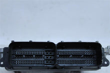 Load image into Gallery viewer, ECU ECM COMPUTER Hyundai Accent 2015 15 - 1121835
