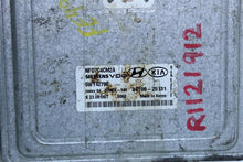 Load image into Gallery viewer, ECU ECM COMPUTER Hyundai Sonata 2006 06 2007 07 - 1121912
