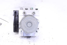 Load image into Gallery viewer, ABS PUMP Range Rover LR3 2007 07 2008 08 2009 09 - 1121946
