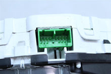 Load image into Gallery viewer, SPEEDOMETER CLUSTER Subaru Forester 2006 06 - 1124217
