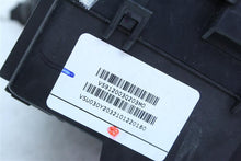 Load image into Gallery viewer, FUSE BOX Hyundai Sonata 2011 11 2012 12 2013 13 2014 14 - 1124242
