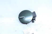 Load image into Gallery viewer, GAS FUEL FILLER LID DOOR Land Rover LR2 2009 09 - 1124374
