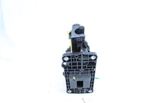 Load image into Gallery viewer, 2009 Land Rover LR2 Floor Shifter - 1124390
