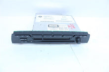 Load image into Gallery viewer, BMW X3 Z4 2005 05 2006 06 AM FM CD - 1124855
