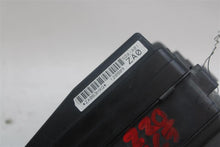 Load image into Gallery viewer, FUSE BOX Honda Pilot 2009 09 2010 10 2011 11 - 1126019
