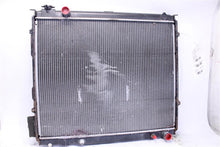 Load image into Gallery viewer, RADIATOR Toyota Tundra 2000 00 2001 01 2002 02 03 04 - 1126135
