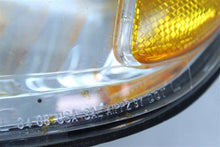 Load image into Gallery viewer, PARKLAMP Toyota Tundra 2000 00 2001 01 02 03 04 Left - 1126149
