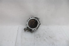 Load image into Gallery viewer, THROTTLE BODY Mercedes 560SL 560SEC 560SEL 1986 86 1987 87 88 89 90 91 - 1127283
