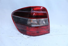 Load image into Gallery viewer, TAIL LIGHT LAMP ASSEMBLY ML320 ML350 ML500 ML550 ML63 06-08 Left - 1127868
