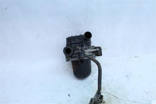 Load image into Gallery viewer, AIR INJECTION PUMP SMOG Sequoia Tundra 2005 05 2006 06 2007 07 08 09 - 1128012
