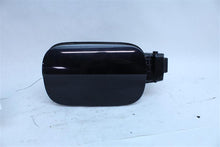 Load image into Gallery viewer, GAS FUEL FILLER LID DOOR Audi Q7 2015 15 - 1128148
