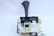 Load image into Gallery viewer, Floor Shifter Toyota Highlander 2003 03 - 1129076

