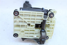 Load image into Gallery viewer, Floor Shifter Toyota Highlander 2003 03 - 1129076
