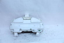 Load image into Gallery viewer, SPEEDOMETER CLUSTER Toyota Highlander 2001 01 02 03 - 1129081
