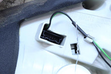 Load image into Gallery viewer, OUTER TAIL LIGHT LAMP 645ci 650i M6 04 05 06 07 08 09 10 Left - 1129470
