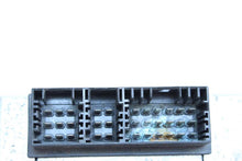 Load image into Gallery viewer, Transfers Case Computer Land Rover LR3 Range Rover Sport 05 06 07 08 09 - 1129711
