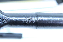 Load image into Gallery viewer, JACK Audi Q5 2011 11 - 1129852
