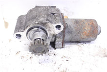 Load image into Gallery viewer, TRANSFER CASE ACTUATOR MOTOR 325ci 325i 328i 330ci 330i 330xi 335i 06-13 - 1129996
