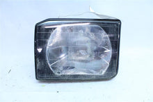Load image into Gallery viewer, HEADLIGHT LAMP ASSEMBLY Rover Disco II Disco SD Discovery 99-02 Left - 1130291
