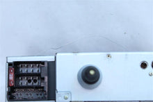 Load image into Gallery viewer, RADIO Land Rover Discovery 2002 02 - 1130337
