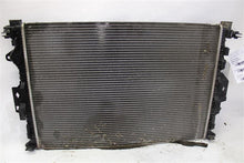 Load image into Gallery viewer, RADIATOR LR4 Range Rover Sport 10 11 12 13 14 15 16 - 1131877
