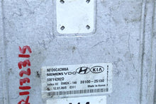 Load image into Gallery viewer, ECU ECM COMPUTER Hyundai Sonata 2006 06 2007 07 - 1132315
