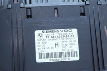 Load image into Gallery viewer, SPEEDOMETER CLUSTER BMW 325i 330i 323i 2006 06 - 1132433
